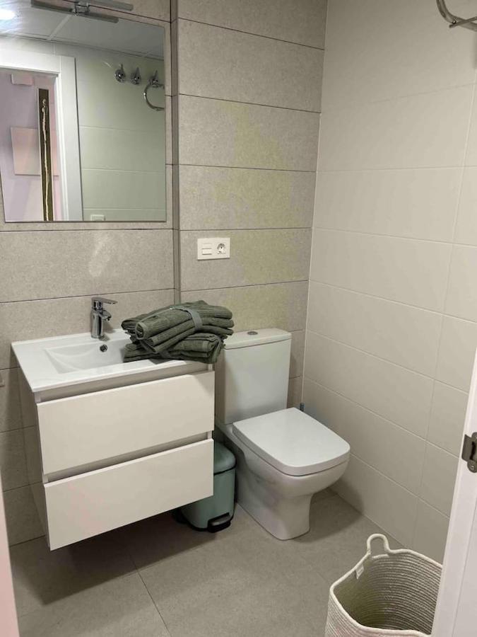 Apartamentos Breton 17 Suite Familiar Alicante Exteriör bild
