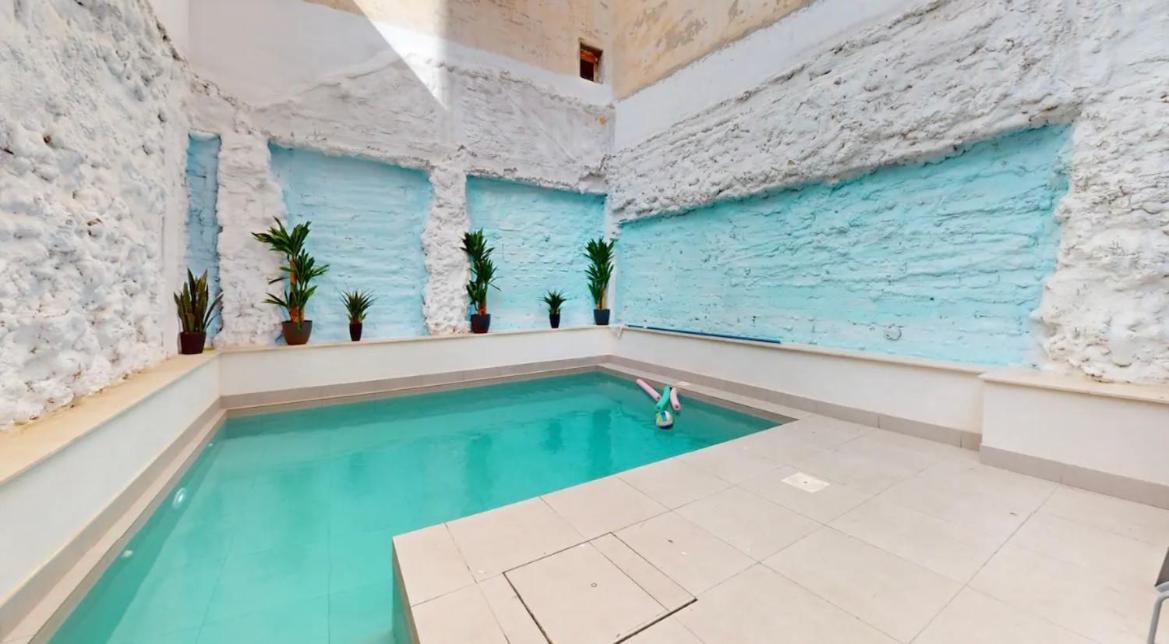 Apartamentos Breton 17 Suite Familiar Alicante Exteriör bild